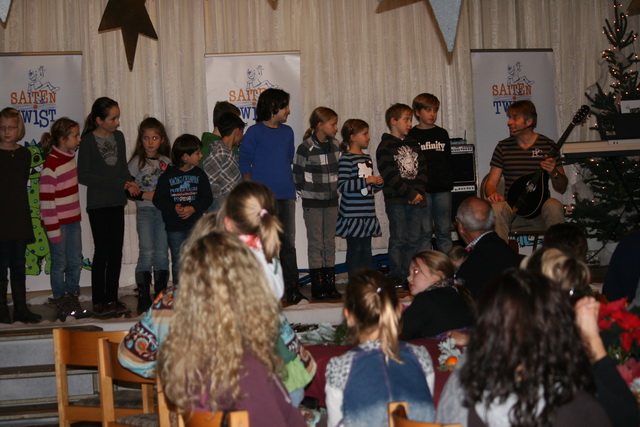 gal/2010/2010 Saitentwist Weihnachtsfeier Schwimmverein AEGIR 26.11/2010 Saitentwist Weihnachtsfeier Schwimmver Aegir 26.11. 026.jpg